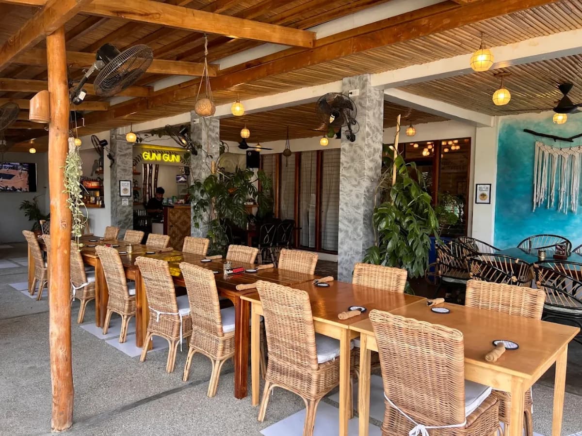 Guni Guni Bistro 5