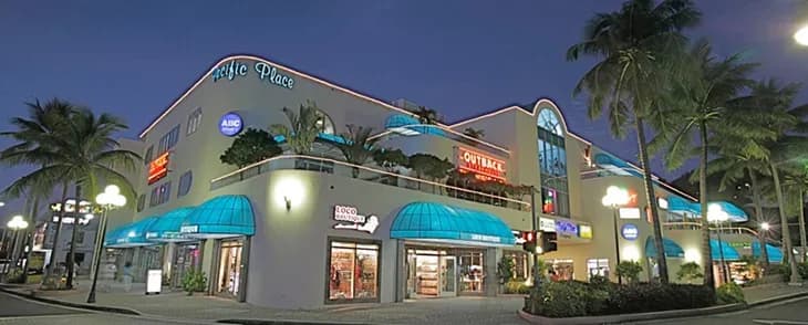 Capricciosa Pacific Place 2