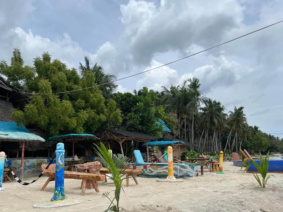 Bamboo Nest Beachfront 2