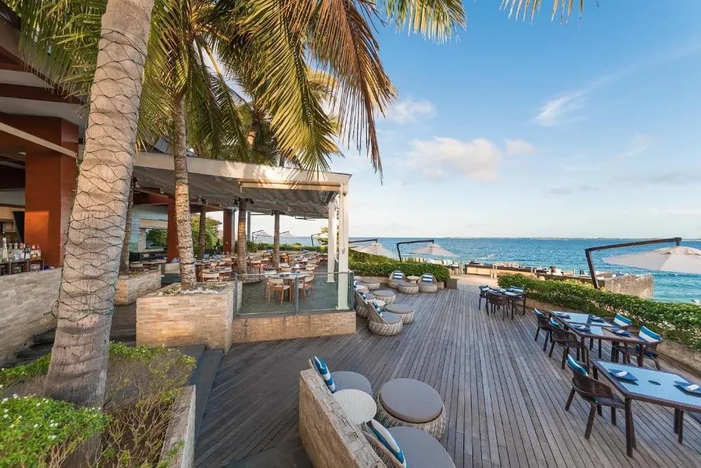 Crimson Resort & Spa Mactan 5