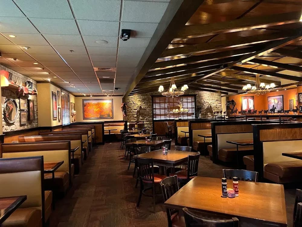 LongHorn Steakhouse Guam 3