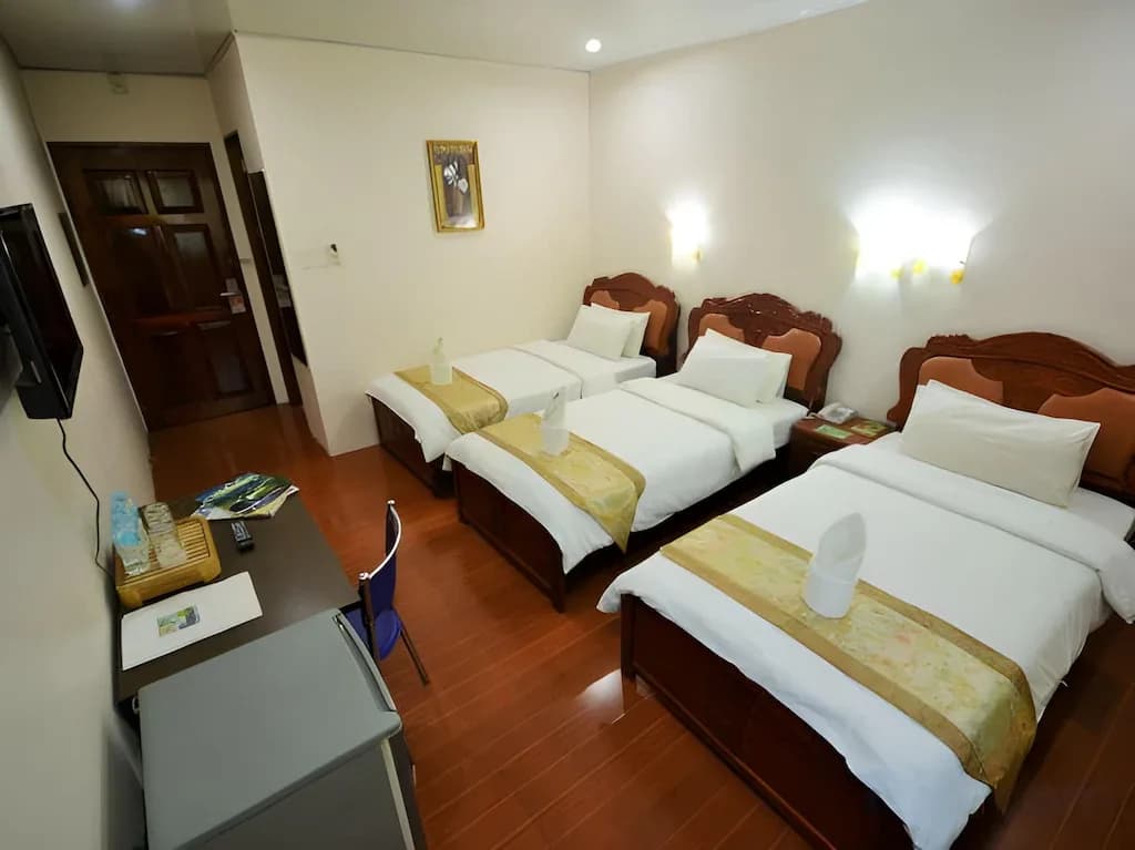 A&A Plaza Hotel 5