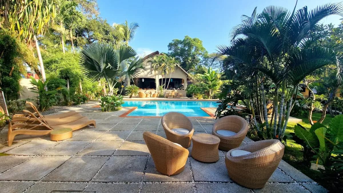 Hibiscus Garden Inn 4