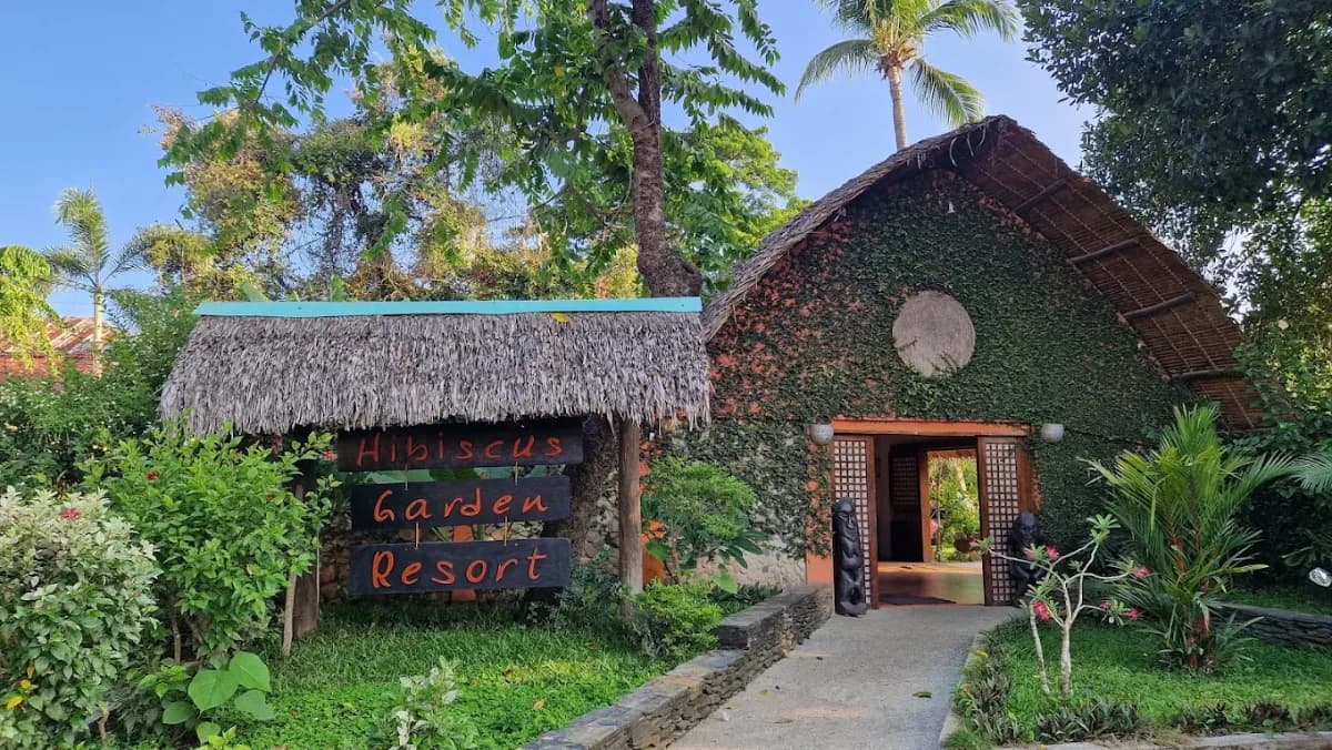 Hibiscus Garden Inn 2