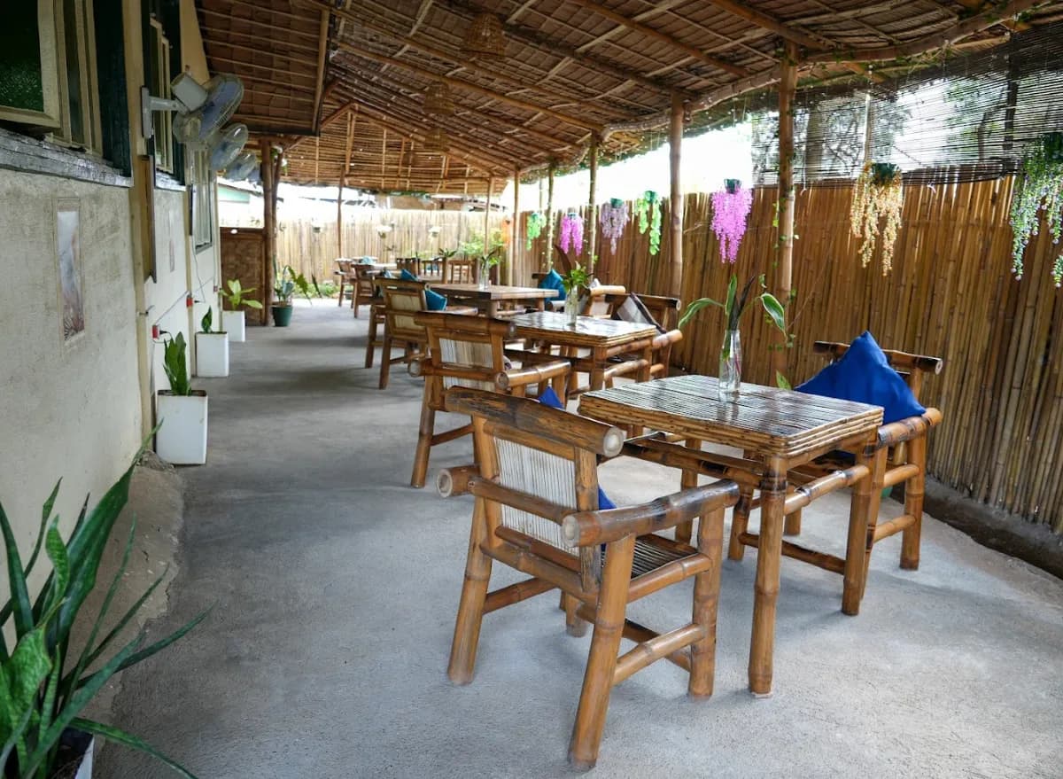 Rustic Cafe 2
