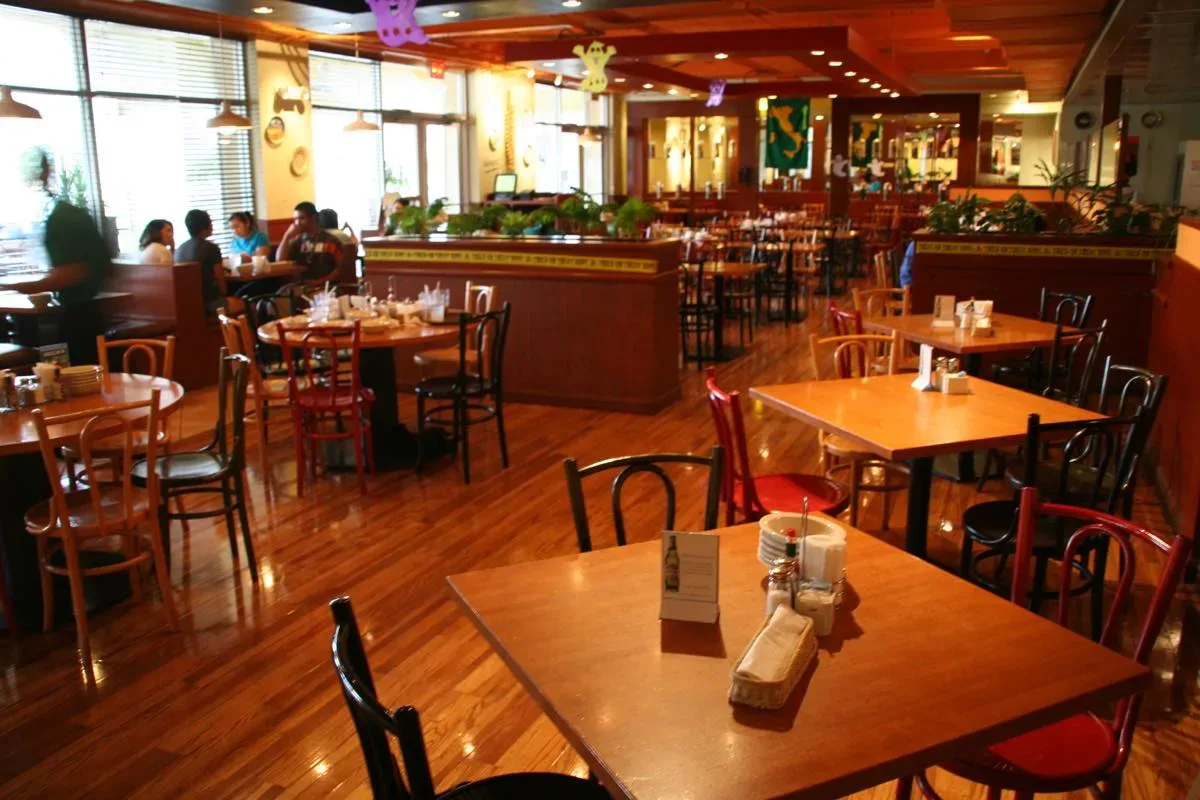 Capricciosa Agana Shopping Center 4