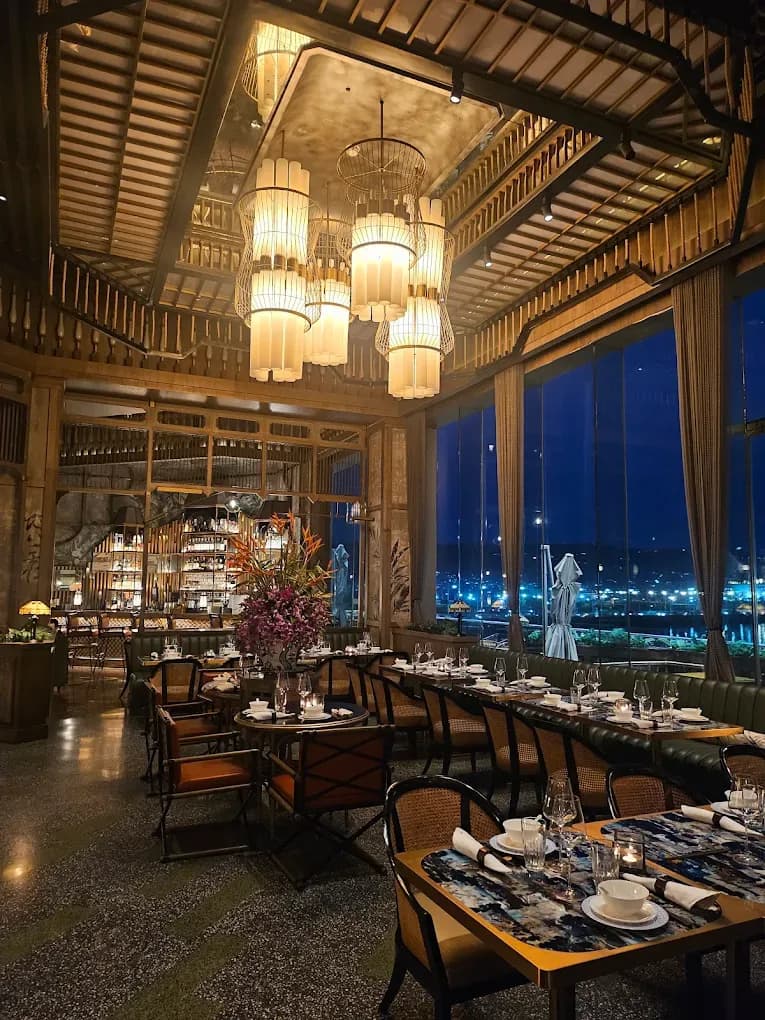 • Mott 32 Cebu - NUSTAR 4