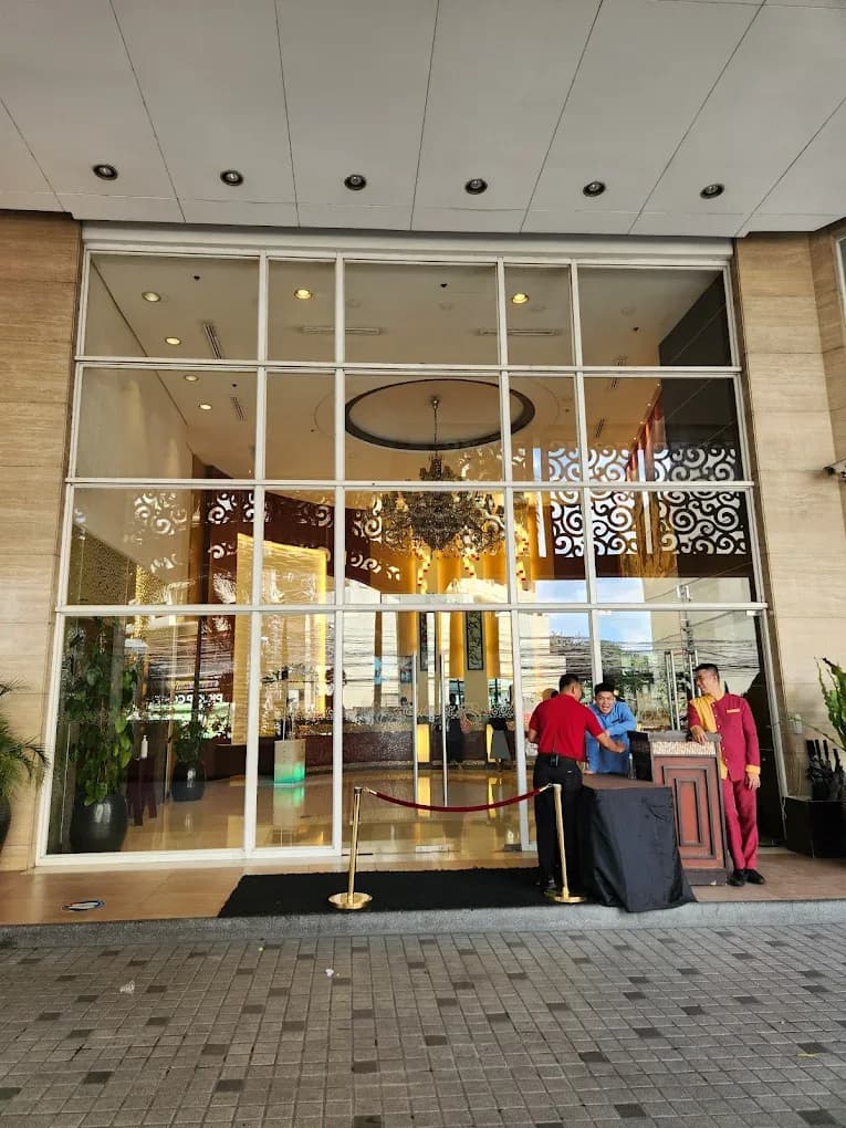 Hotel Elizabeth Cebu 4