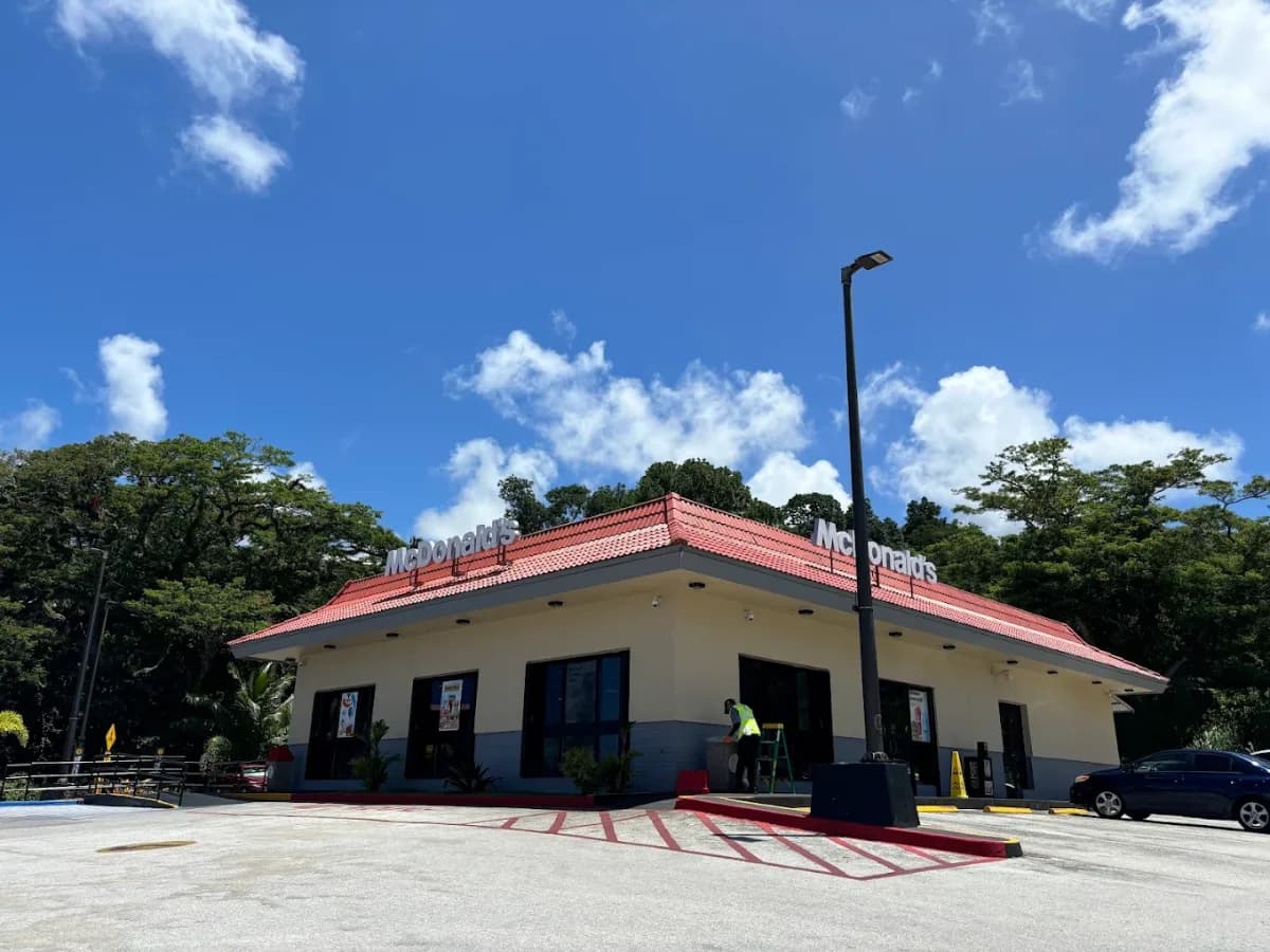 Mc Donald's - Hagatna 2