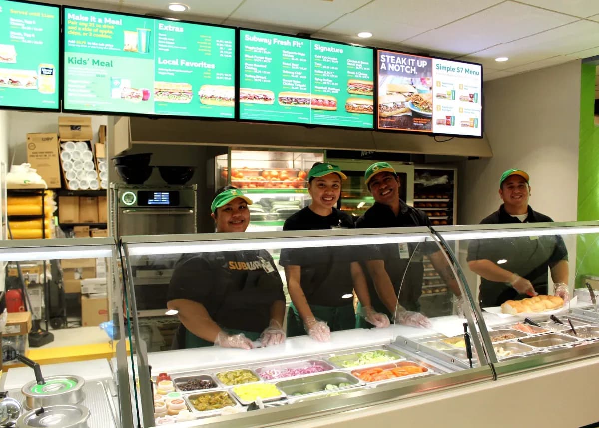 Subway -- Naval Station 3