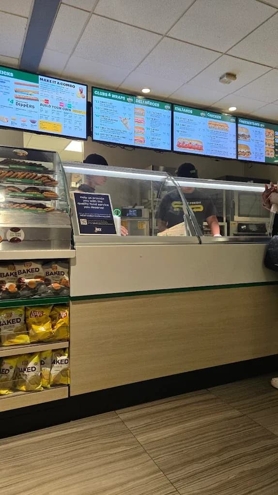 Subway -- Naval Station 4