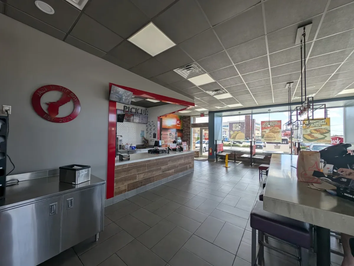 Jack in the Box -- Tamuning Marine Corps Dr 5