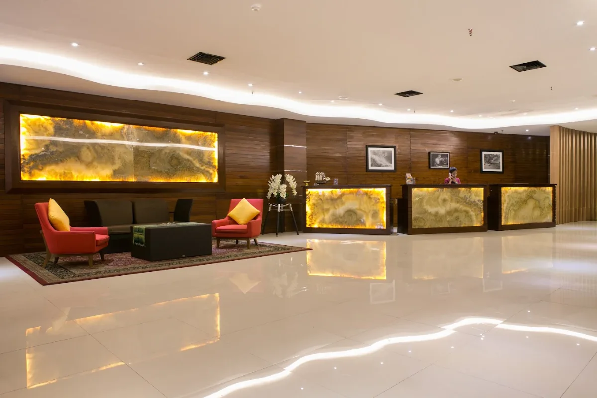 Kutabex Beach Front Hotel 4