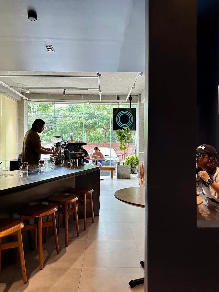 Tightrope Coffee - M. L. Quezon Avenue 3