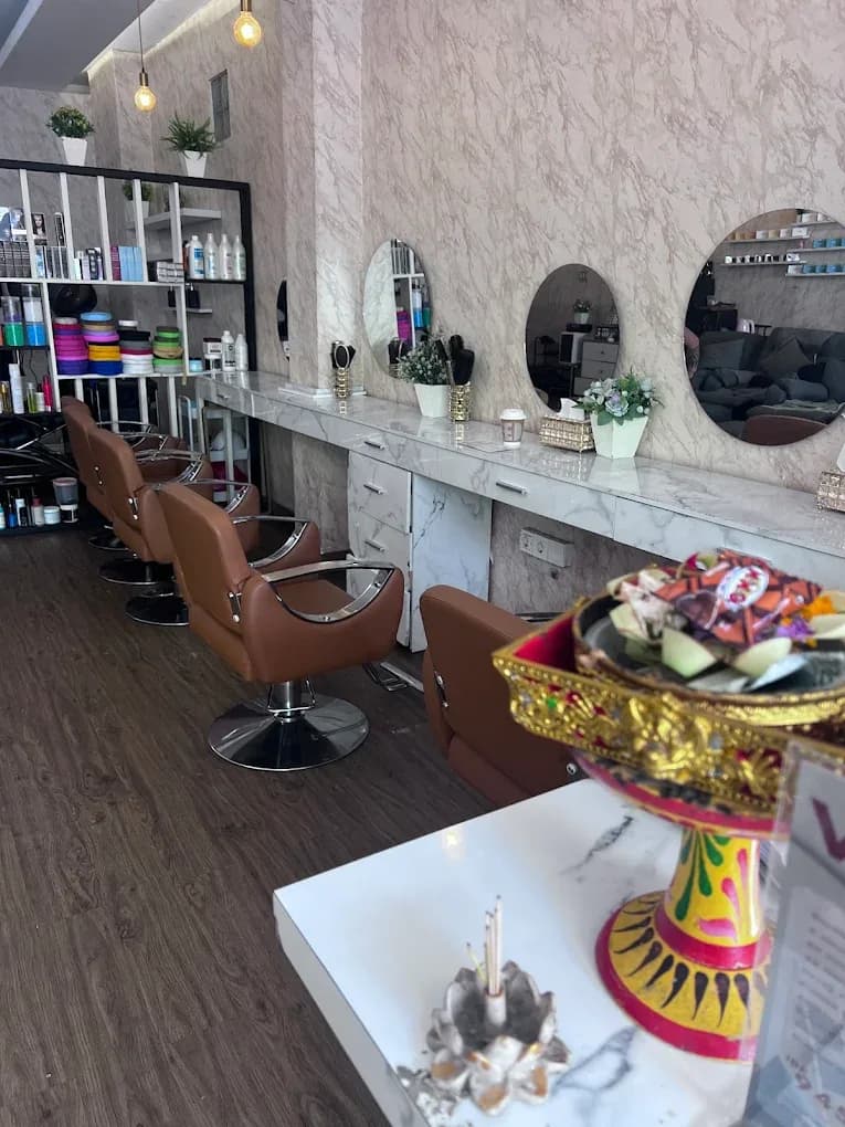 Revive Beauty & Spa 4