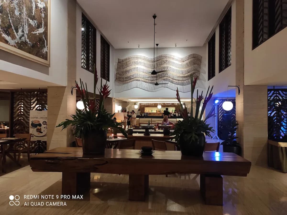 Mozzarella Restaurant & Bar Bali - The Magani Lantai 2 3