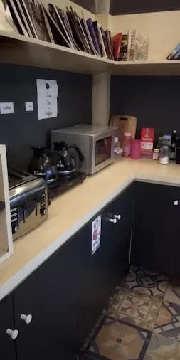 M Boutique Hostel Seminyak 5