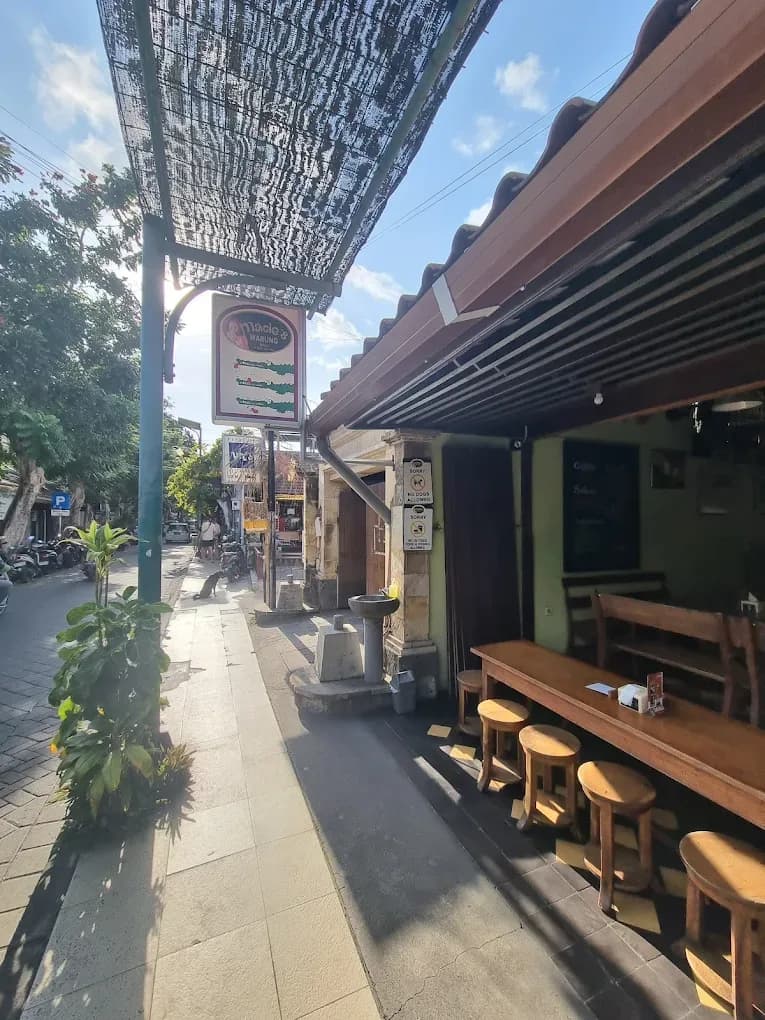 Made’s Warung Cafe 3