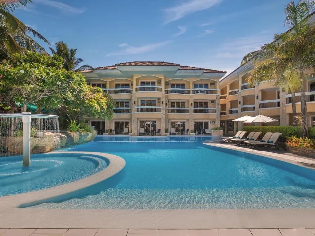 Henann Regency Resort & Spa 4