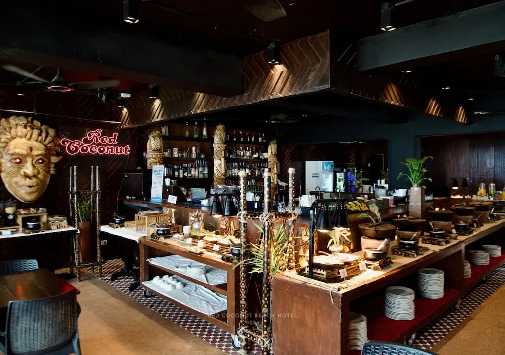 Red Coconut Beach Hotel 5