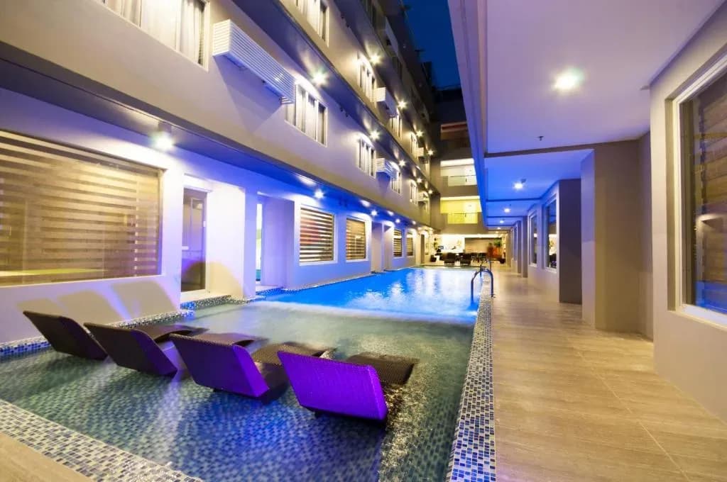Boracay Uptown Hotel 3