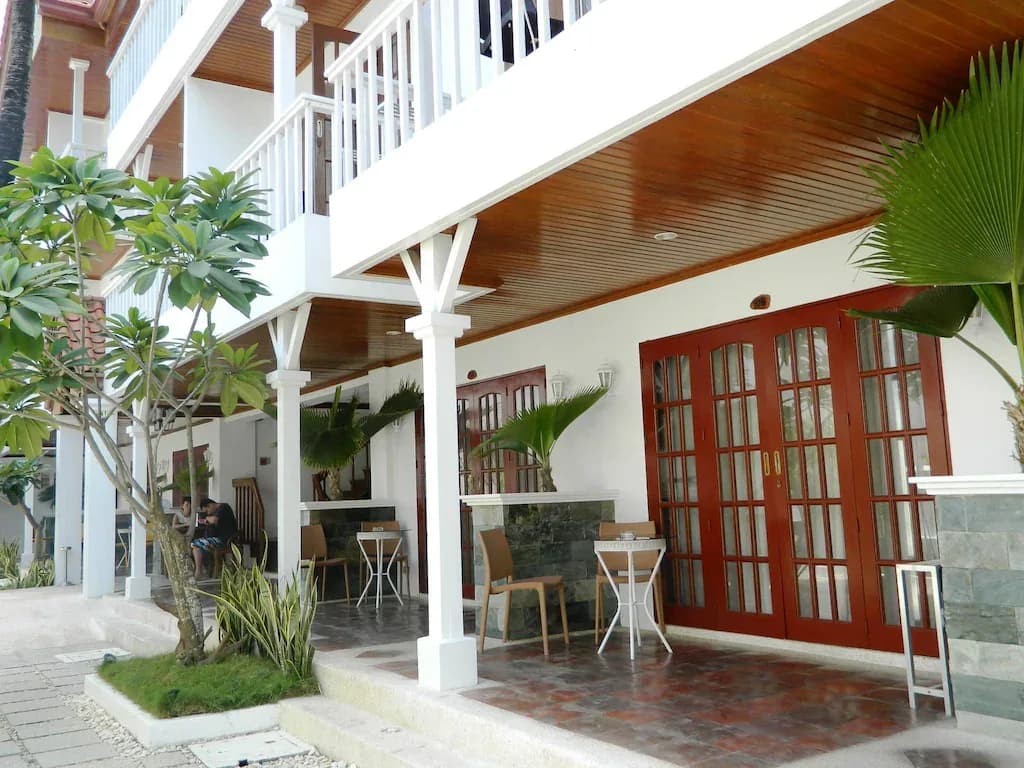 Hey Jude South Beach 2