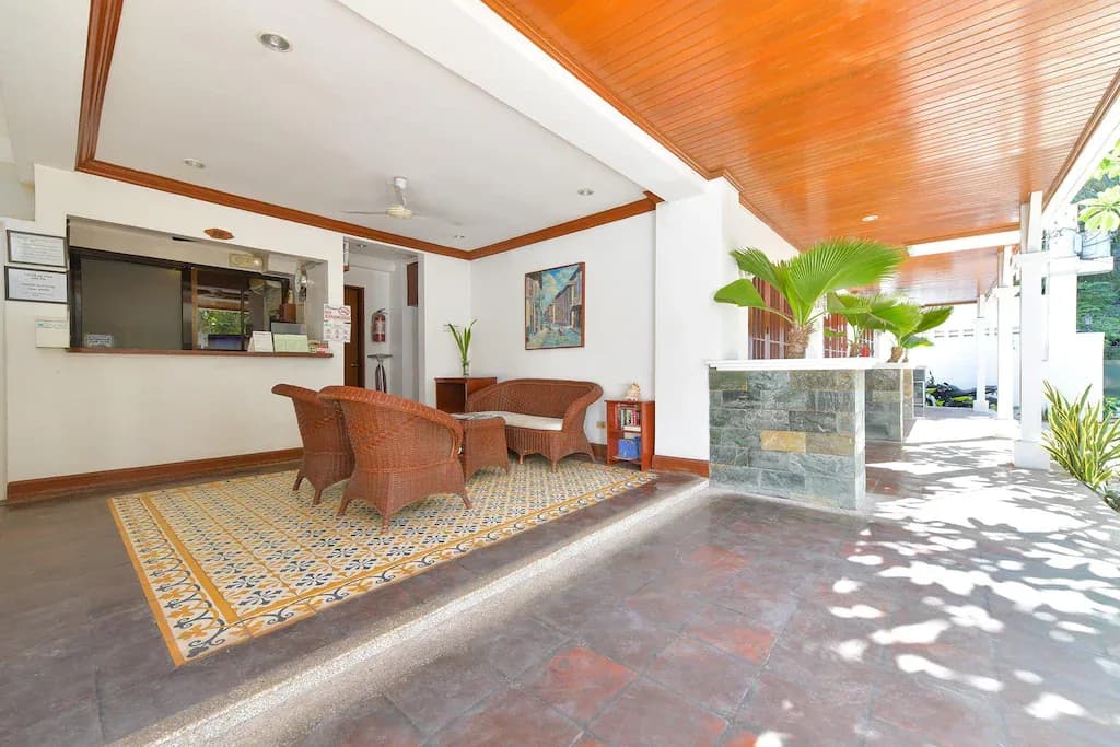 Hey Jude South Beach 3