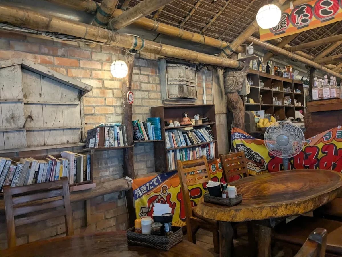 Nagisa Coffee Shop 4