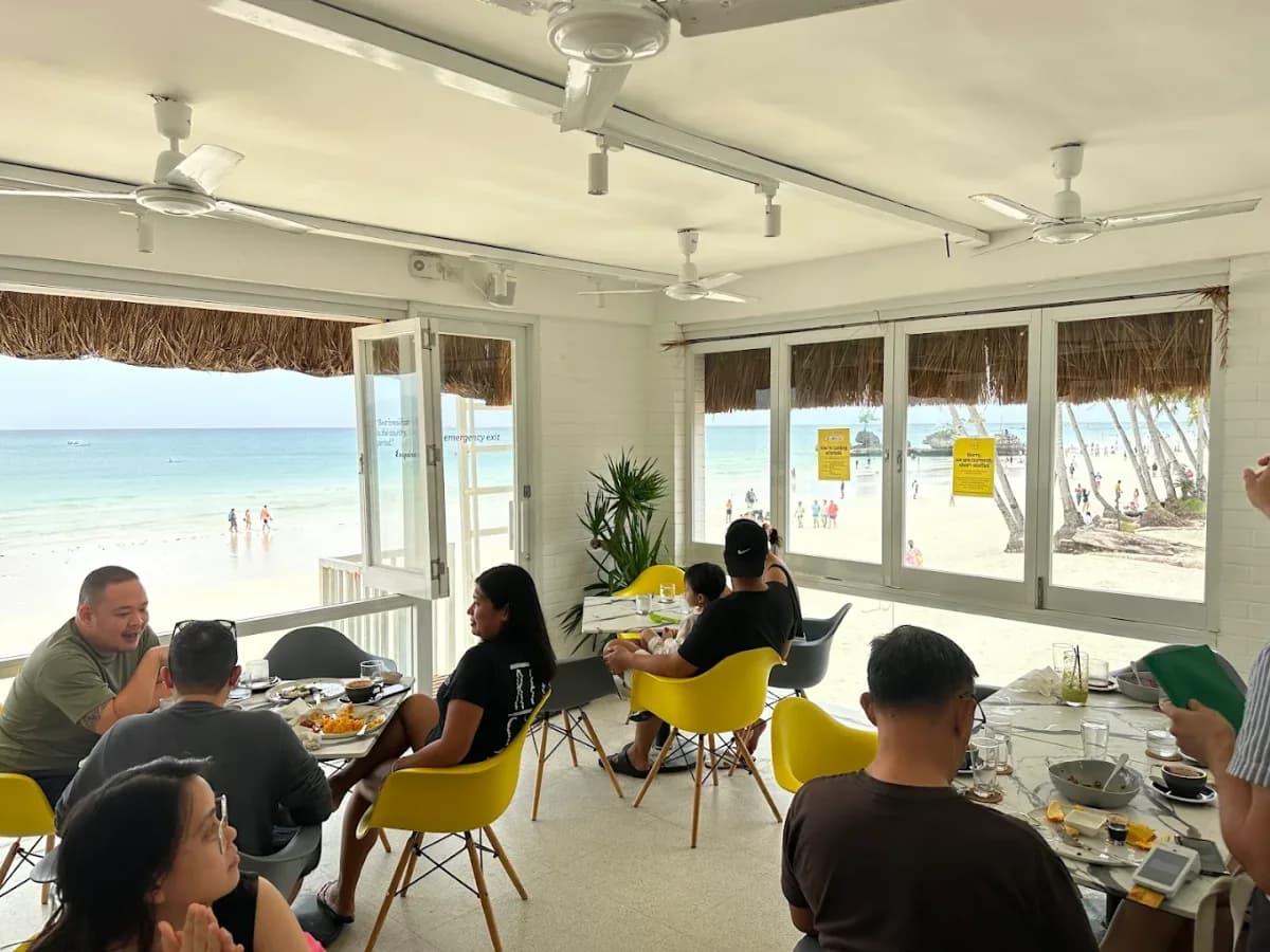 The Sunny Side Cafe - Station 1 4