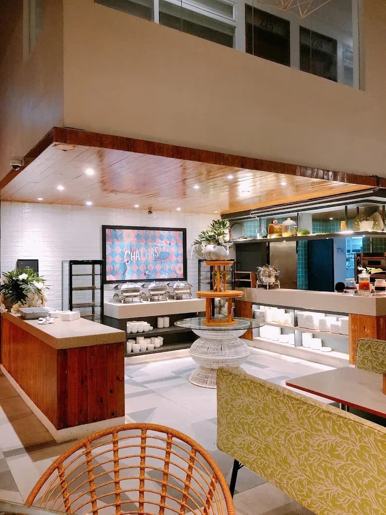 Cha Cha’s Beach Cafe 4