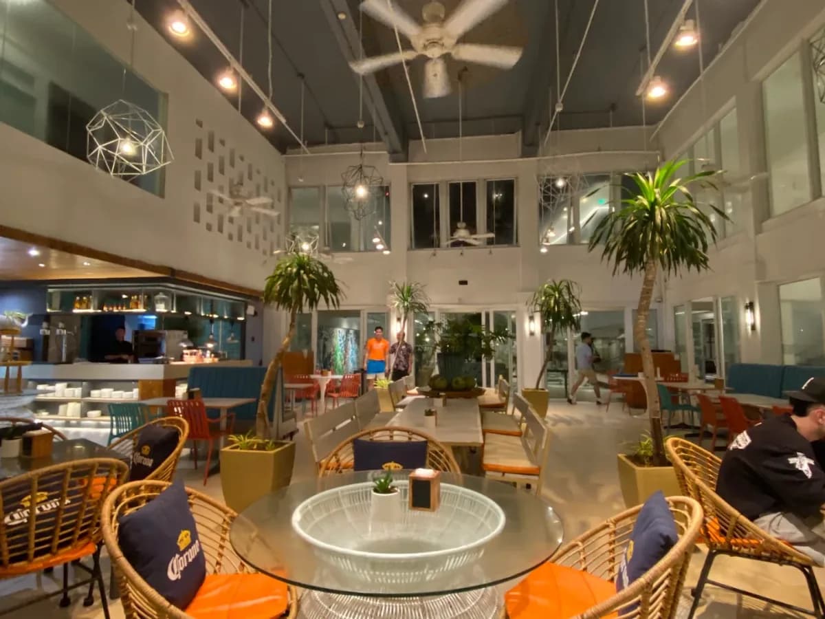 Cha Cha’s Beach Cafe 5