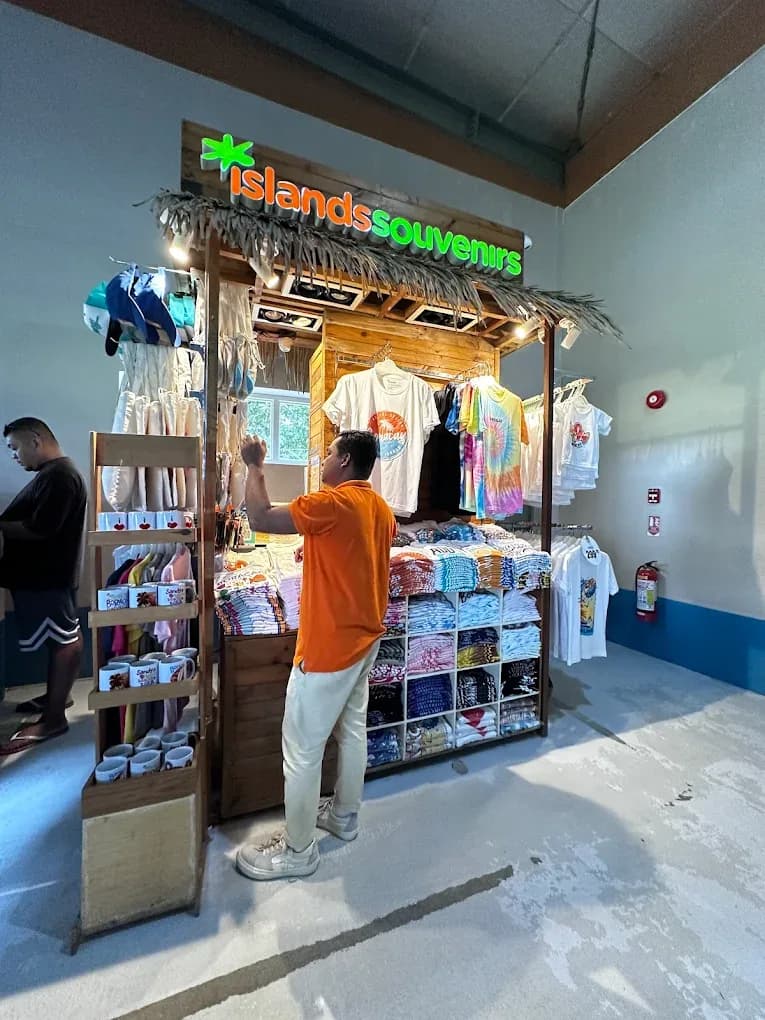 Islands Souvenirs - DMall 5