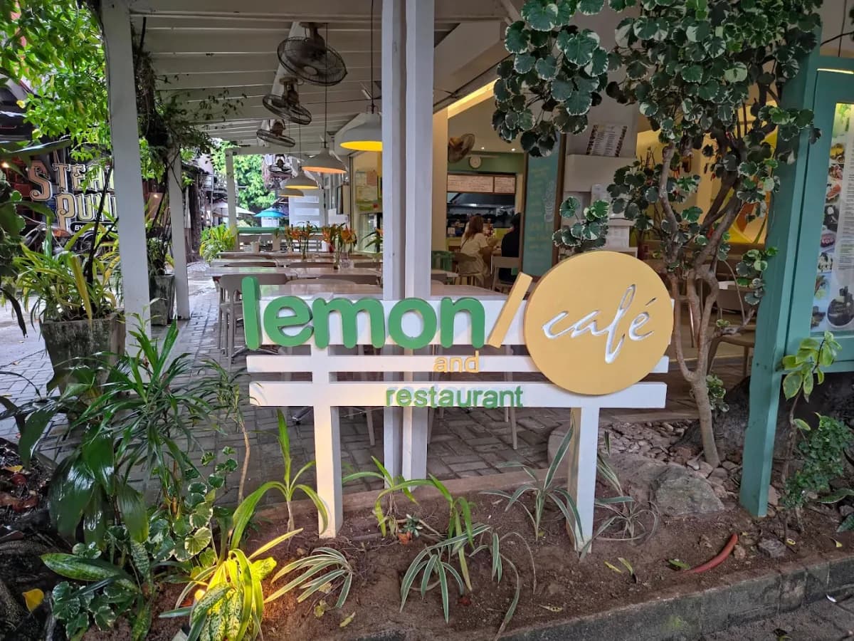 Lemoni Café and Restaurant