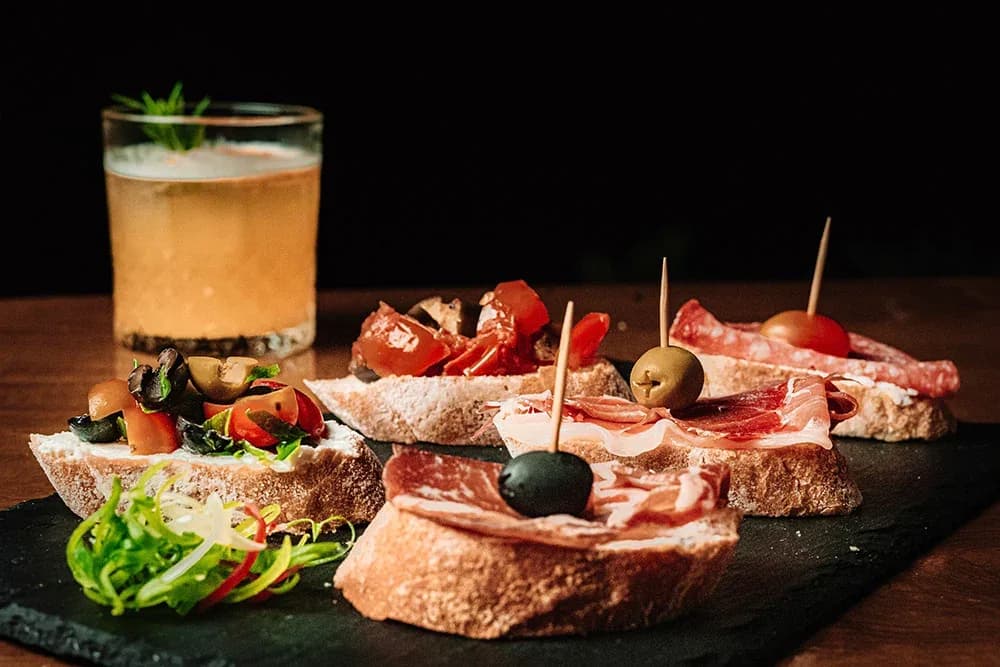 Smooth Boracay - Cafe, Restaurant & Lounge