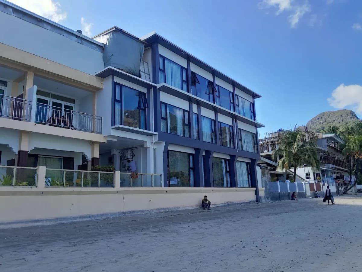 El Nido Beach Hotel