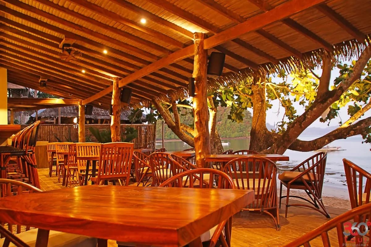 Maremegmeg Beach Club 4