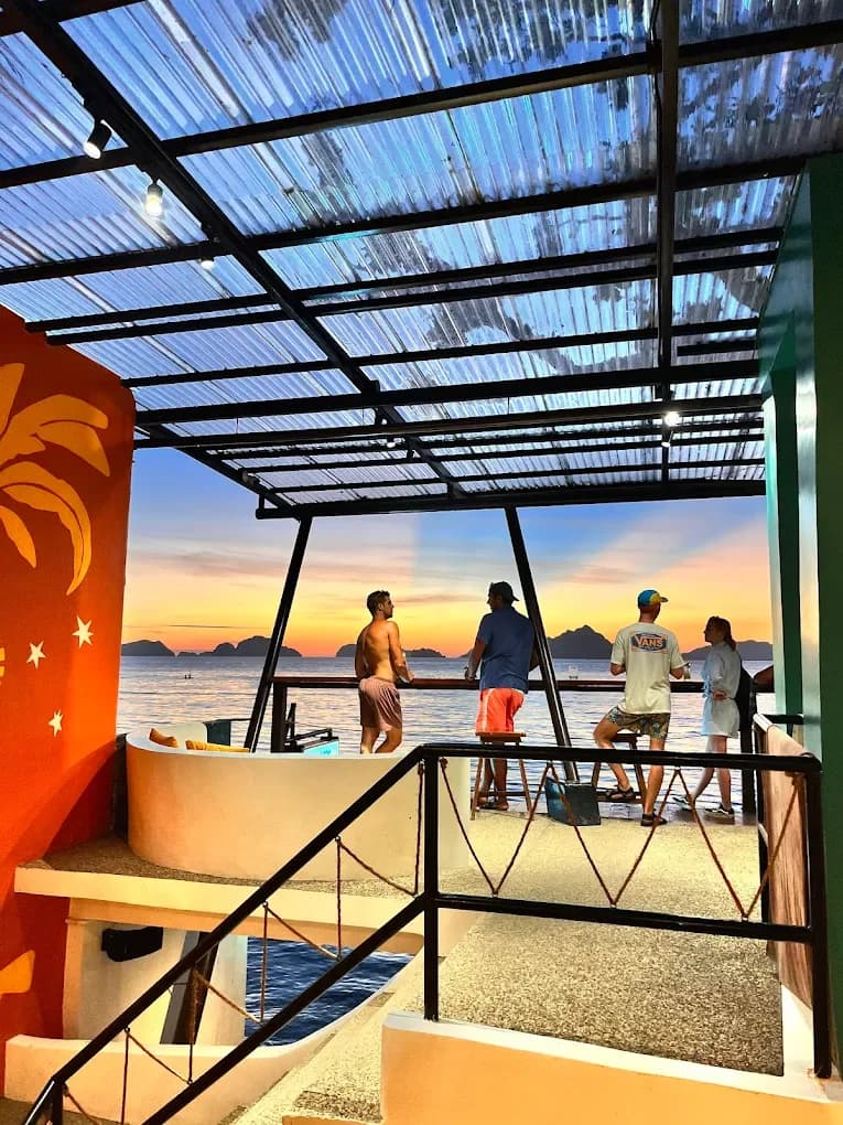 Outpost Beach Hostel 5