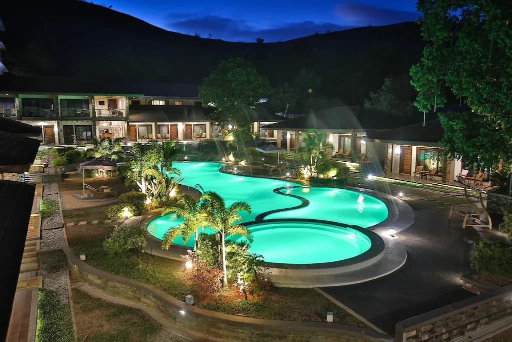Coron Soleil Garden Resort 3