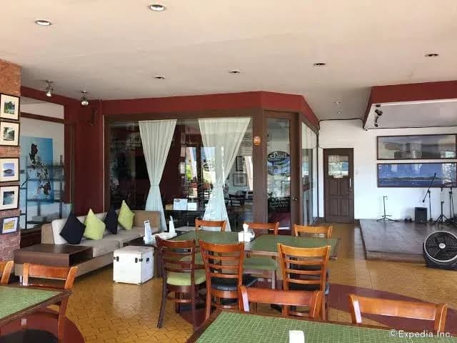 Coron Gateway Hotel 3