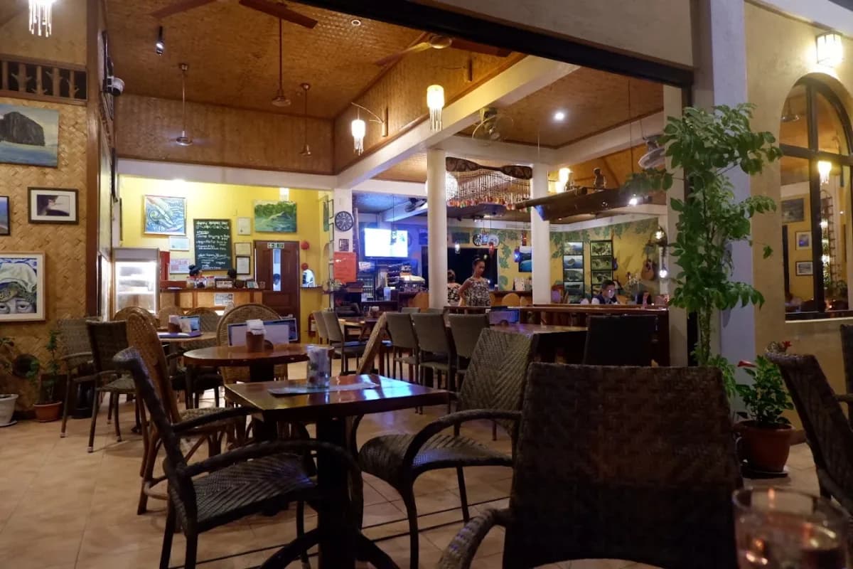El Nido Boutique Artcafe 4