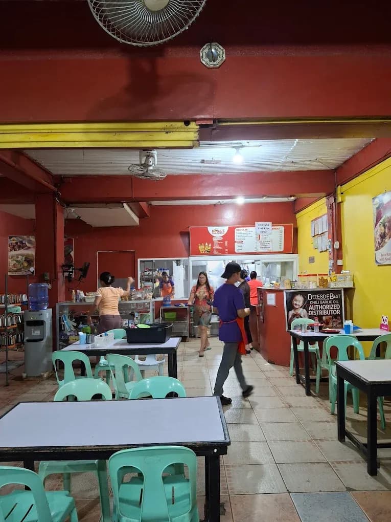 Bona’s Chao Long Haus