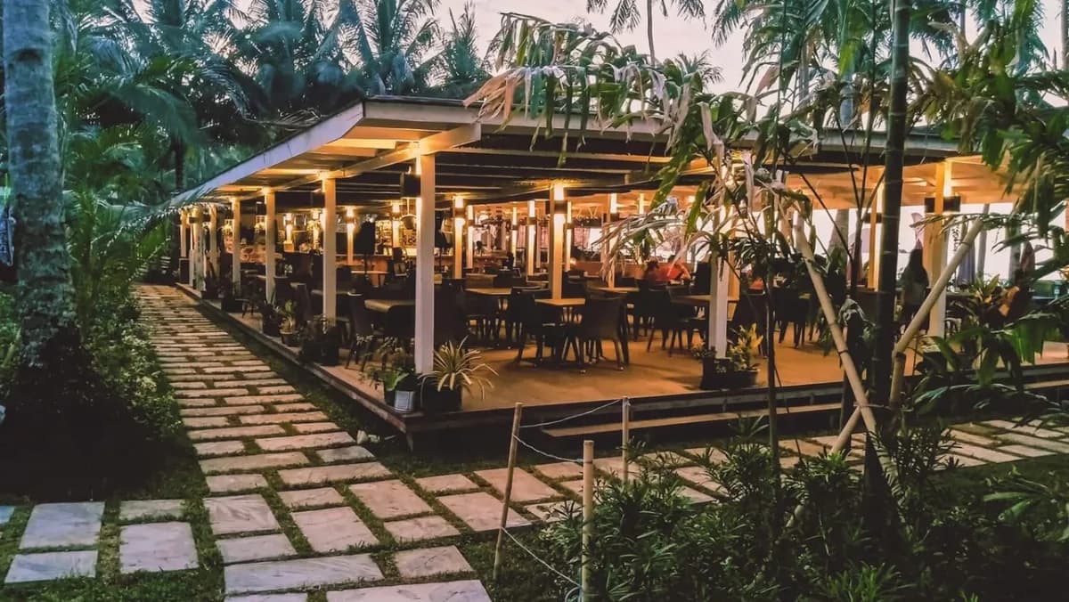 Sunmai Beach Bar and Restaurant 2