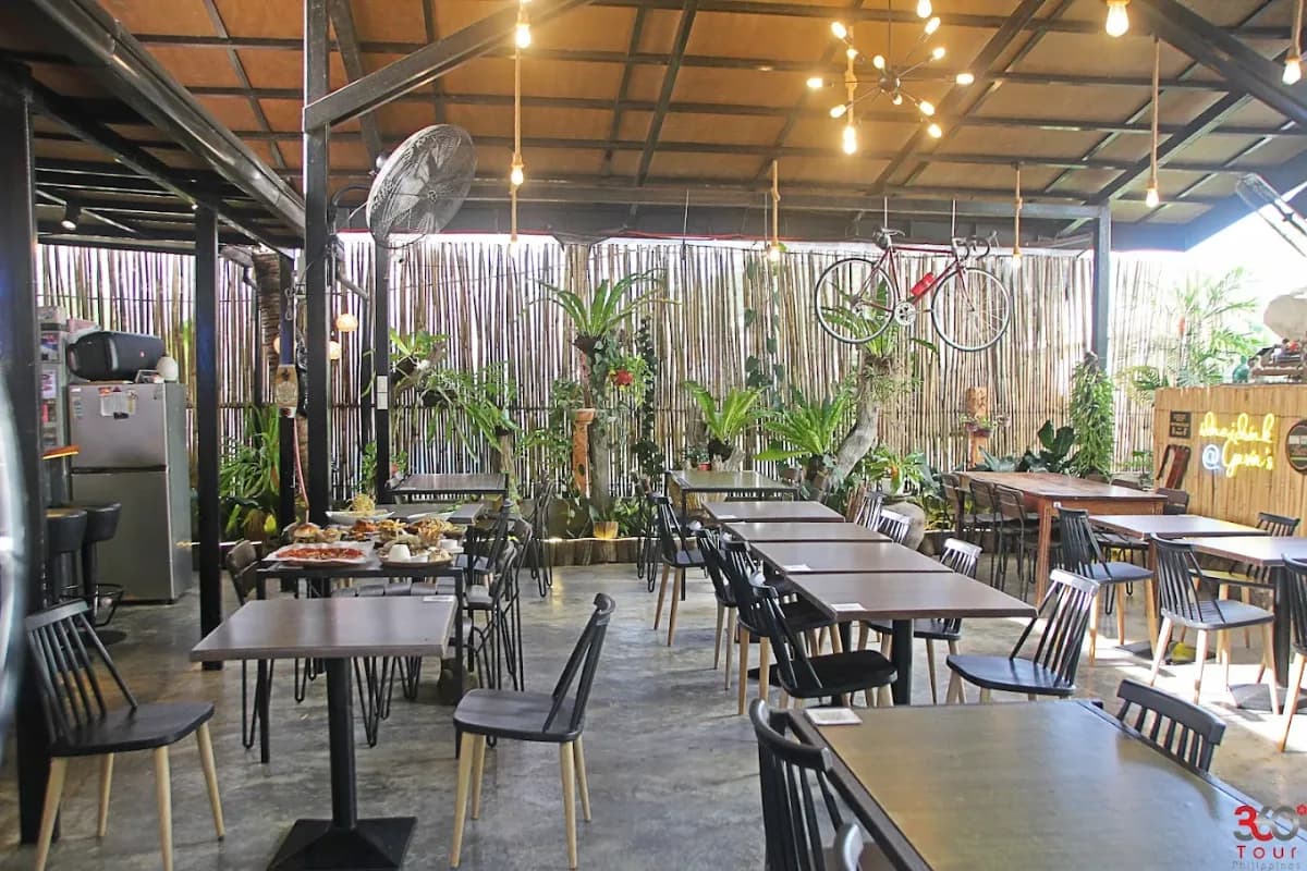 Gavin's Kitchen + Bar - The Bay Area Coron