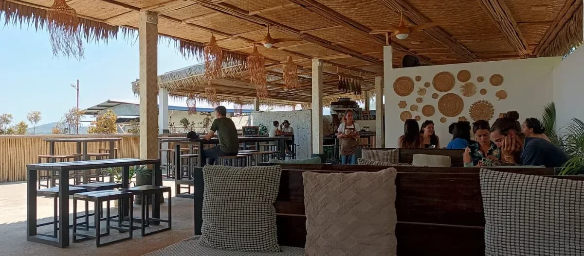 AlFresco Coron 5