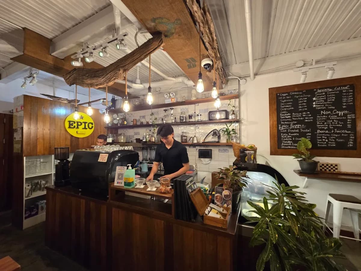 Epic Island Cafe - Poco Deli Coron 4