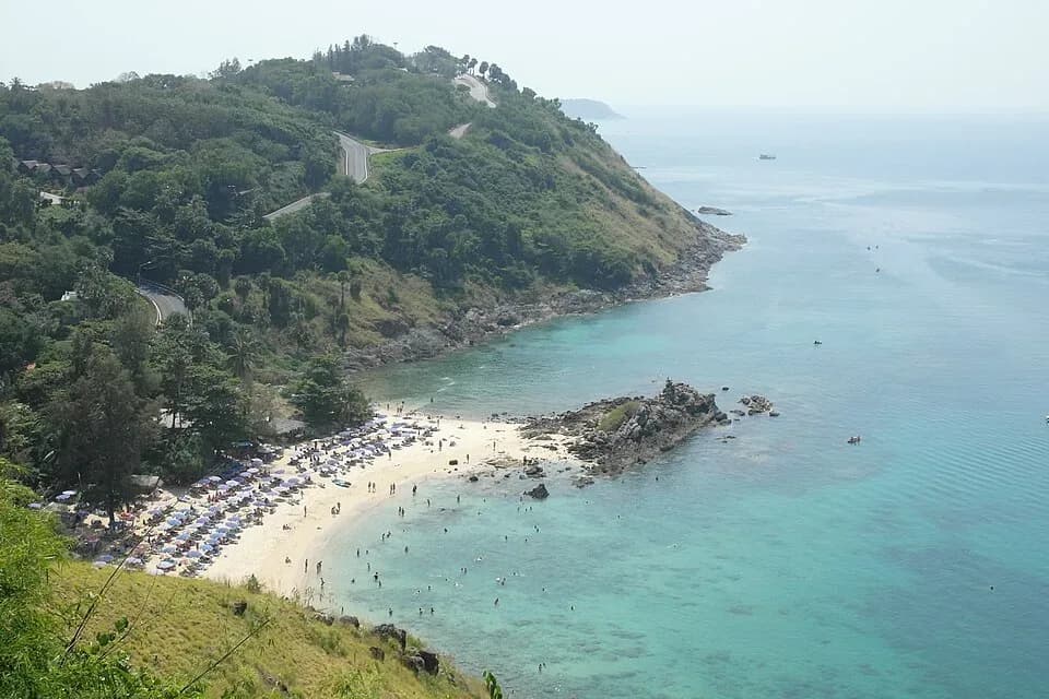 Nai Harn Beach 2
