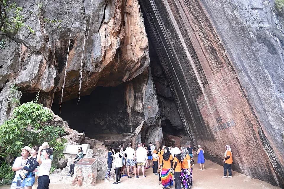James Bond Island 3