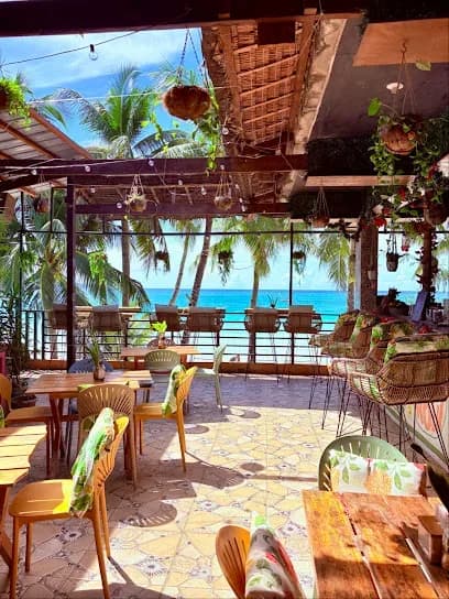 Y Not Beachbar Boracay