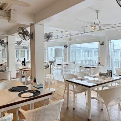 Cabana Restaurant - The Mark Resort