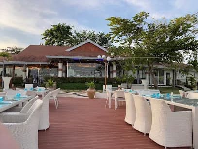 Coral Seaside Restaurant - Jpark Island Resort and Waterpark